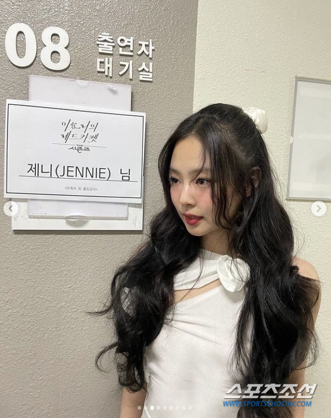 '1인 기획사' 제니, YG 벗어나니 활동 늘고 '걸그룹 개인 브랜드평판…