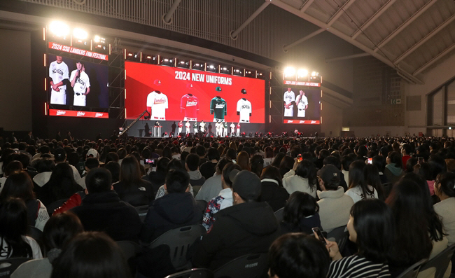 '3분만에 1500석 매진' 아이돌이 된 선수들→인천 야구 BI 발표…역…