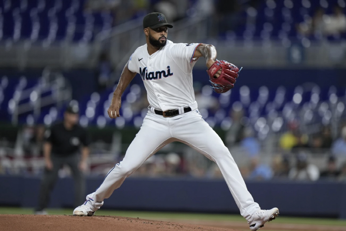 류현진 $1500만에 마이애미行? 도대체 어디로, MLB.com은 "볼티…