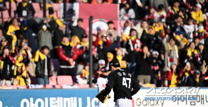 PO 안우진과 맞대결→WBC 국대→부진 2군행→KS 승리투수→5선발 경쟁…