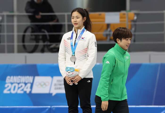 "우정은 영원해" 이상화X고다이라 6년전 평창,그날처럼 따뜻한 포옹