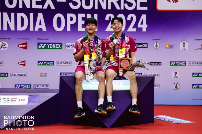 '쾌조 스타트' 한국 셔틀콕, 올림픽의 해 희망 밝혔다…안세영 '또 투혼…