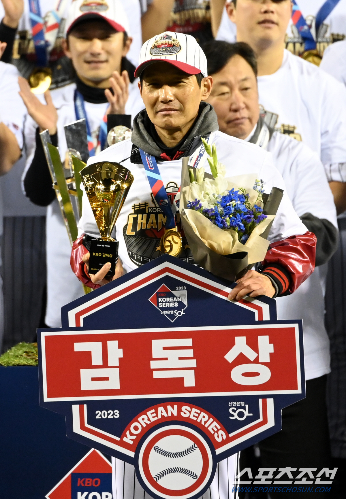 "그때 결단하지 못했다면…" 울음바다 잠실벌 탄생의 모멘텀, '왕조시대'…