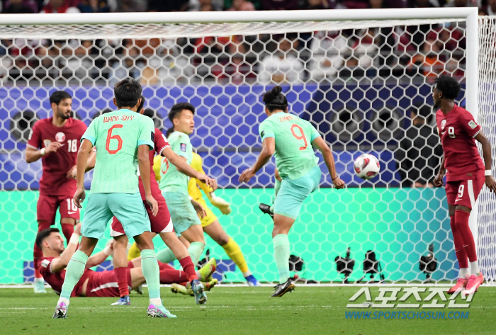 [카타르ON]'대참사' 中 운명의 날, 16강 실낱 희망 완전히 사라질 …