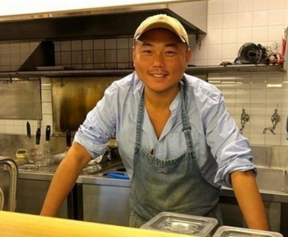 "폭행하고 흉기로 위협"…셰프 정창욱, 징역 4개월 확정
