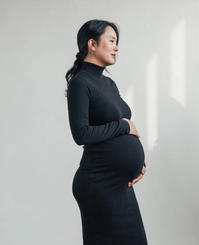 [공식] '한의사♥'윤진서, 결혼 7년만 득녀…"산모와 아이 모두 건강"