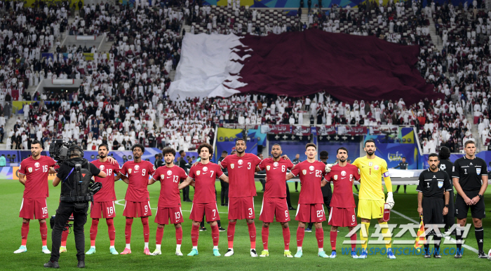 '동네북' 전락한 14억 中 축구, '0의 굴욕'→B~F조 3위에는 특별…