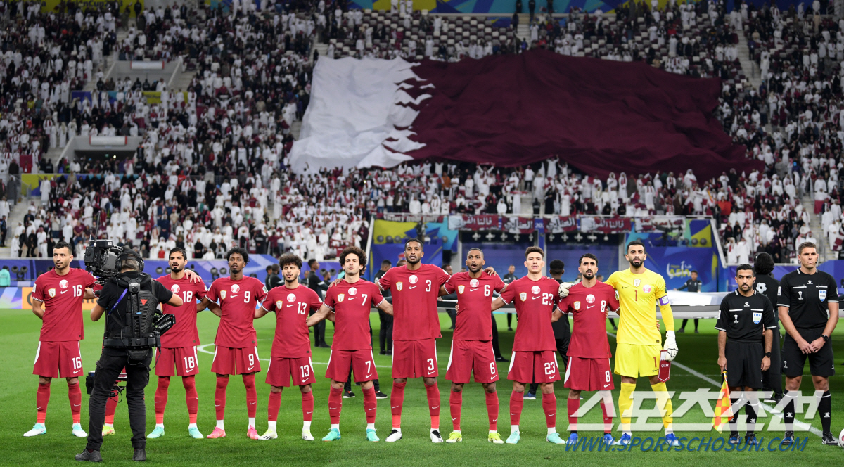 '동네북' 전락한 14억 中 축구, '0의 굴욕'→B~F조 3위에는 특별…