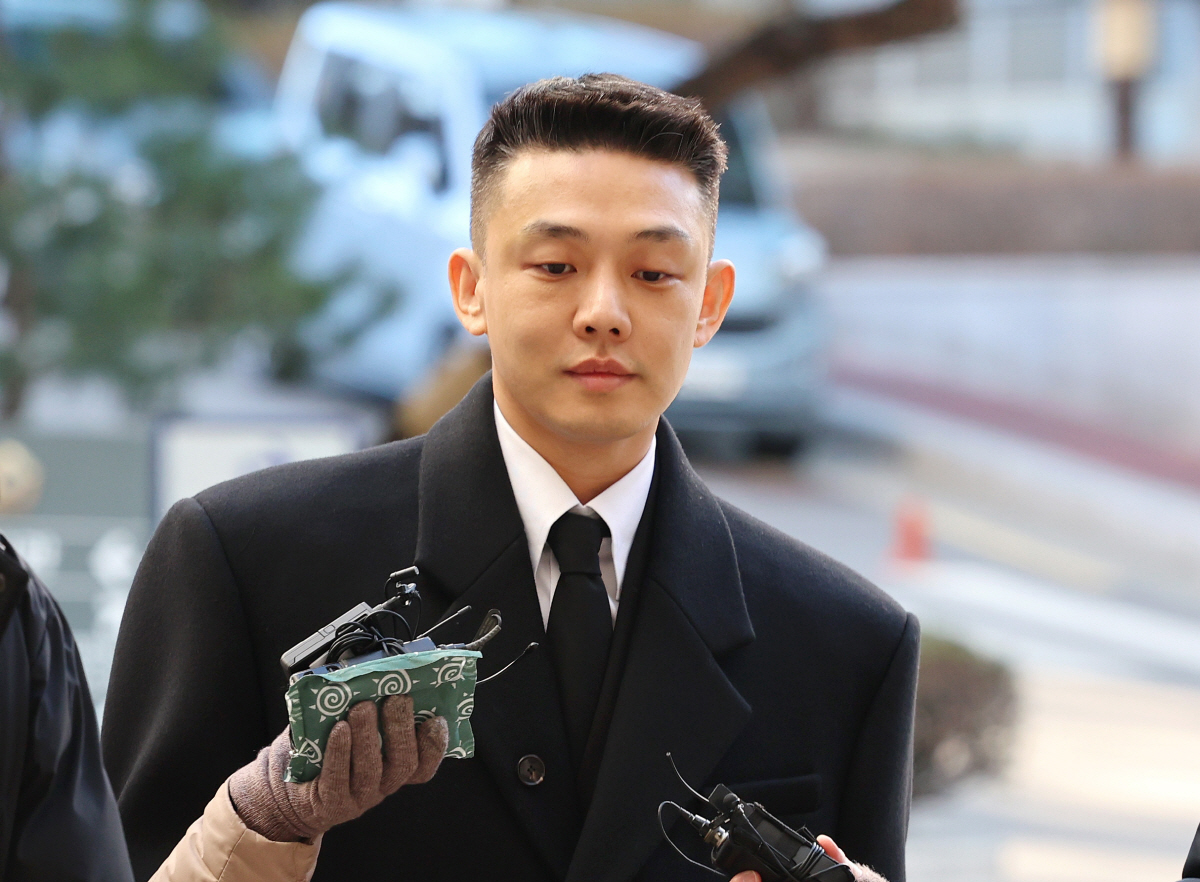 유아인, 대마·프로포폴 일부 인정 "우울증 앓아 수면마취제 의존성 有" …