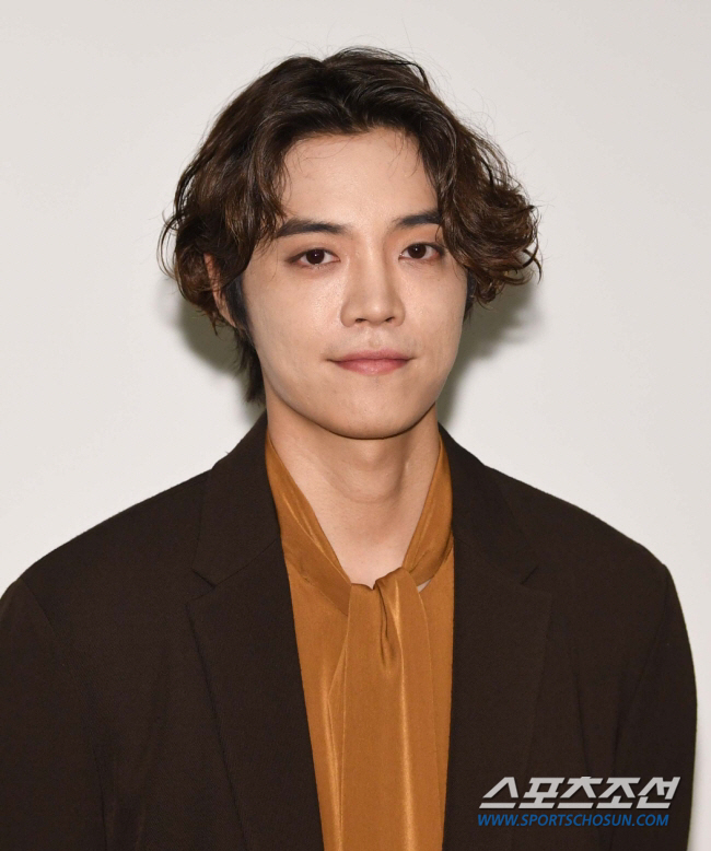 '괜찮아 지겠지'…에디킴, 음란물 유포 논란 5년 만에 활동 재개