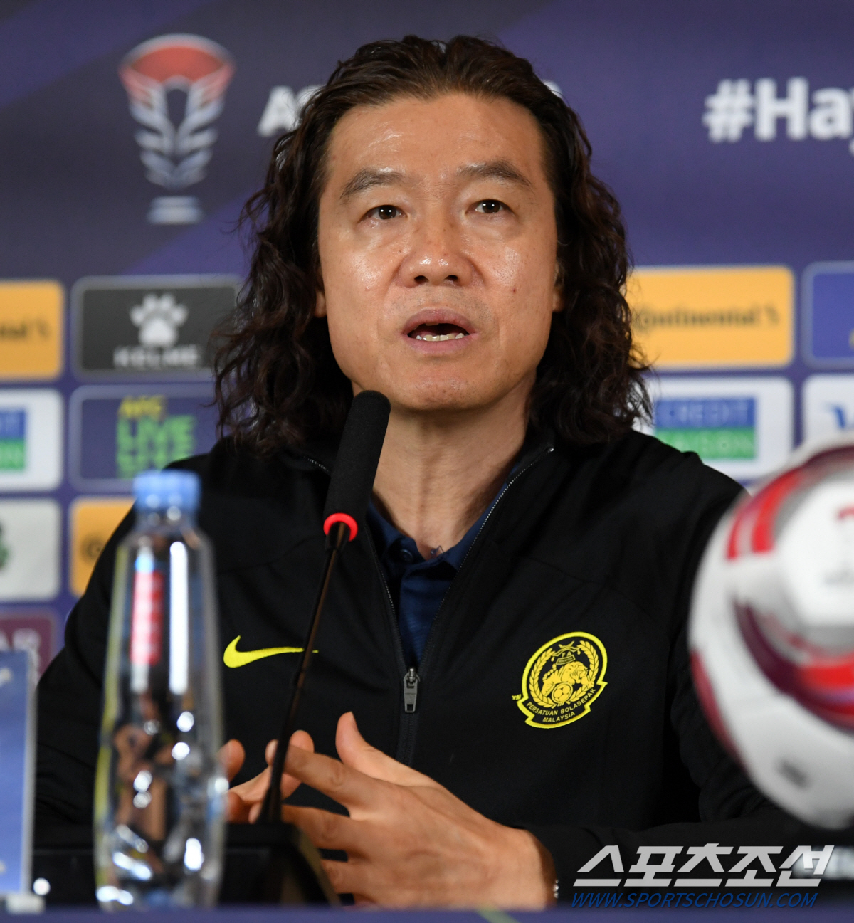 김판곤 말레이시아 축구대표팀 감독이 19일(현지시간) 미디어센터에서 열린 기자회견에 참석해 취재진 질문에 답하고 있다. 도하(카타르)=박재만 기자 pjm@sportschosun.com/2023.01.19/