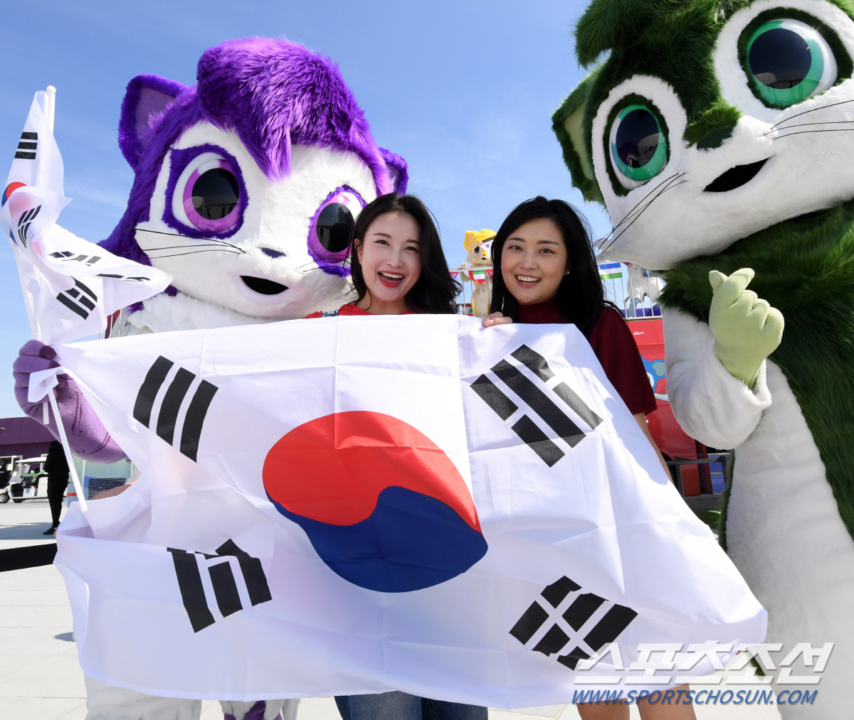 [스페셜리포트]여성이 스포츠 문화를 바꿨다, 축구 A매치시장의 큰손 등극