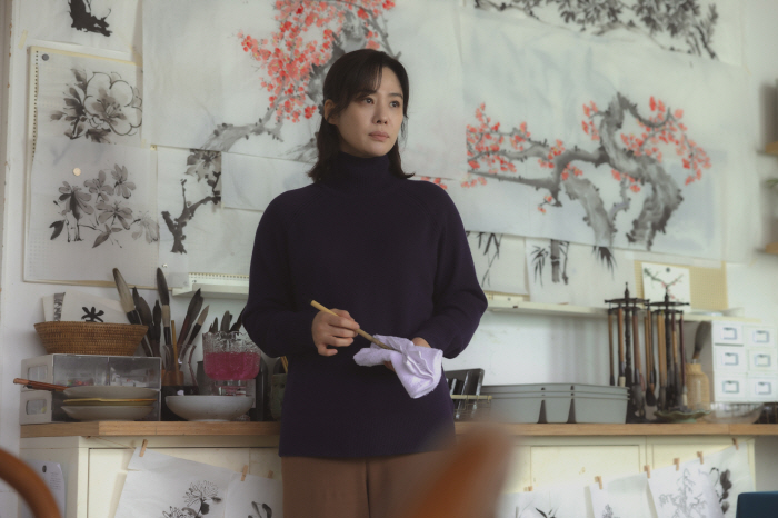 [공식] 한국식 스릴러 통했나? 연상호·김현주 '선산' 넷플릭스 글로벌 …