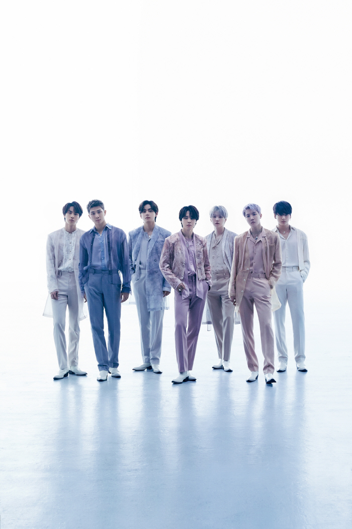 [공식] "BTS→세븐틴 지킨다" 하이브, 사내의원 설립…기본 진료비 천…