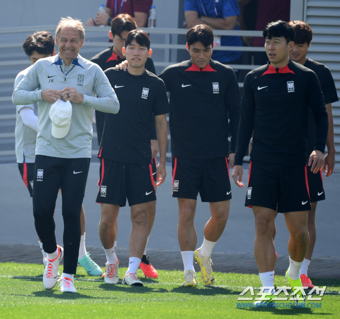 '7장의 옐로카드' 손흥민+김민재+황인범, 적어도 3명은 "절대 안돼"