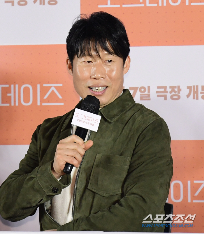 '도그데이즈' 유해진 "영화 촬영 중 '삼시세끼' 산체 생각 많이했다"