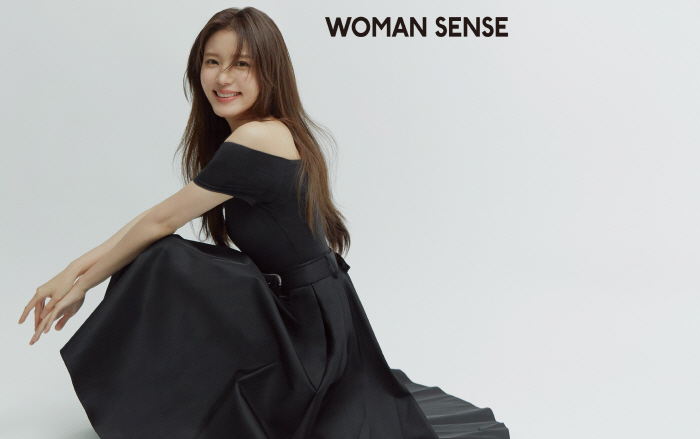 정시아, 子백준우 군과 훈훈 케미 화보…"자존감 바닥칠때, 가족 있어 살…