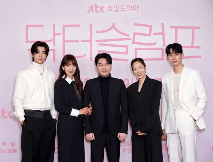 '닥터슬럼프' PD "아픈 사람들의 이야기, 치유하는 드라마"