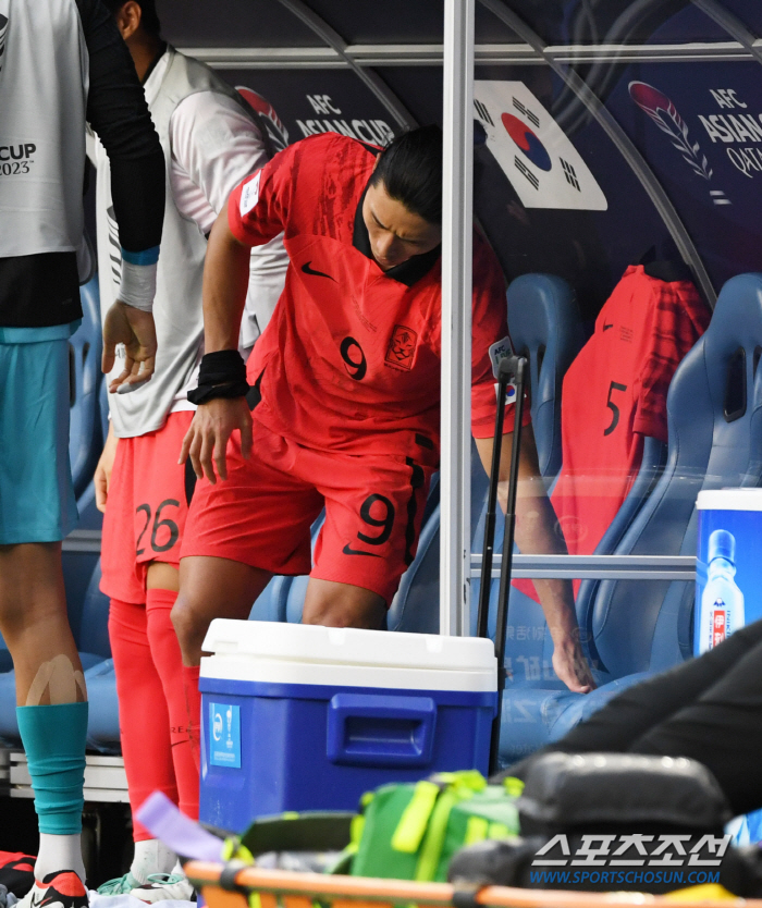"'64년 만의 亞 정상 도전'이란 말이 창피" 韓 축구, 더 이상 '황…