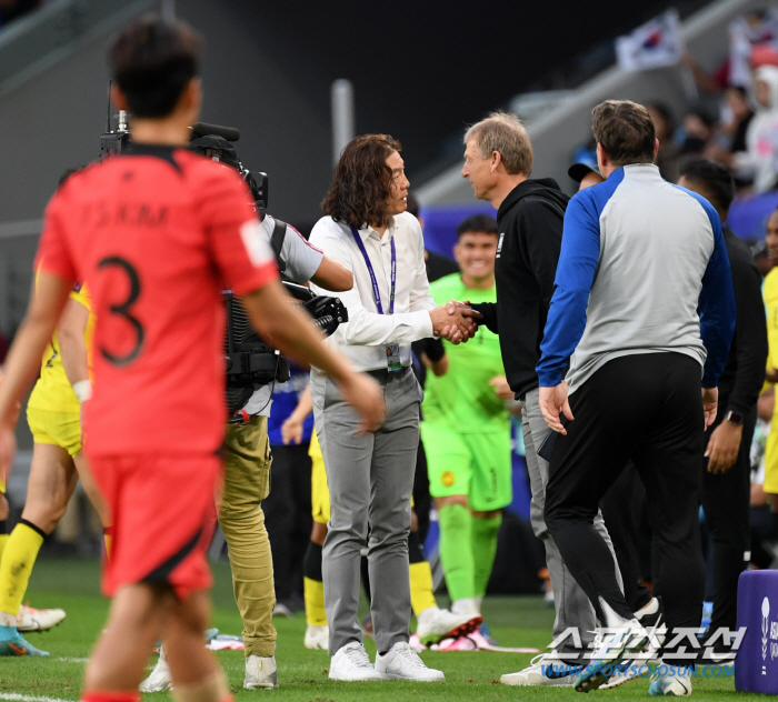 [말레이전기자회견]3-3 졸전 클린스만 "수비 전술 선수들과 논의! 우승…