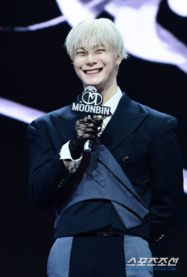 [SC이슈] "잊지 않으리"..故문빈, 세상 떠난 첫 생일, 98즈도 우…