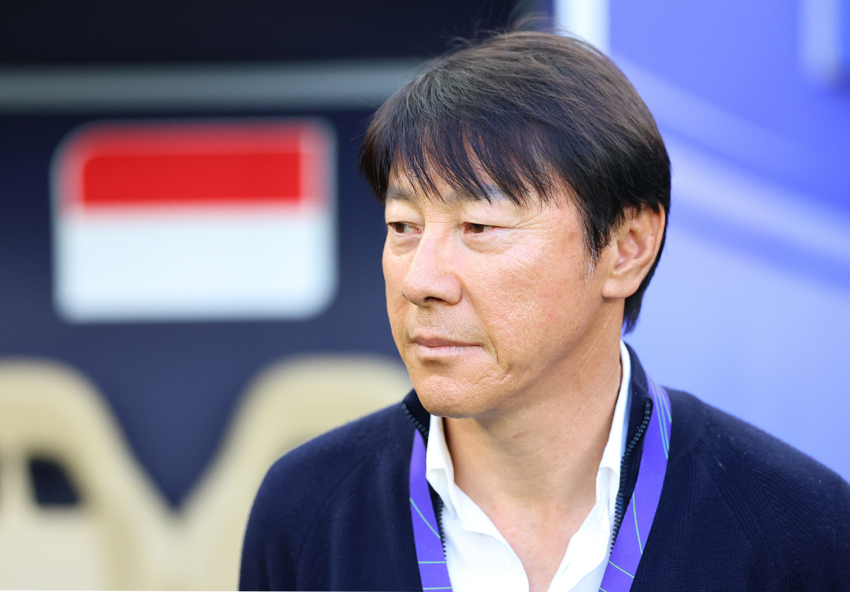 '욕심쟁이'인니 축구협회장"신태용 감독 재계약?U-23 16강후 결정"