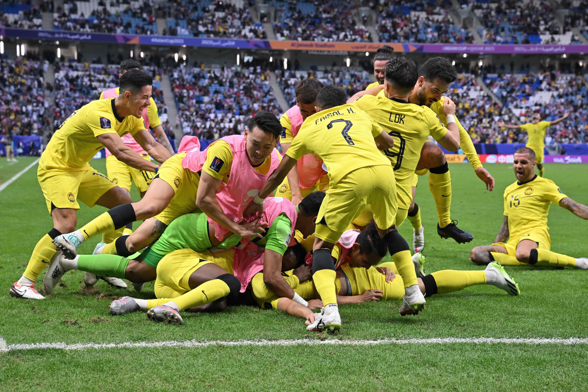 '판곤매직'에 난리난 말레이시아,축구발전 위해 14억원 쏜다