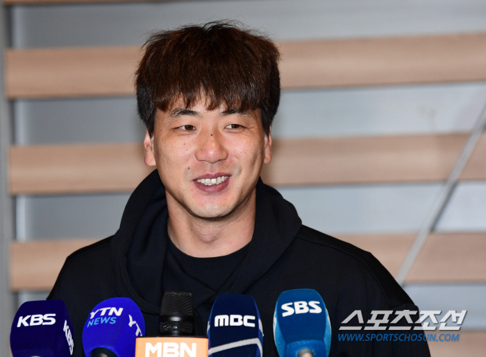 "초밥·고기·우동…매일 식비만 50만원↑ 전부 김광현이" KK 미니캠프 …