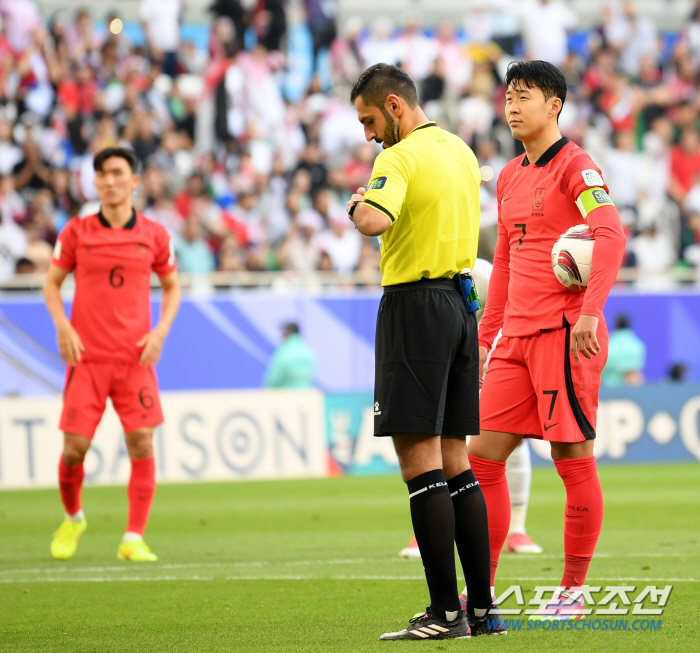 [카타르ON]'언어천재' 클린스만X손흥민 대화는 어떻게 하나…'글로벌' …