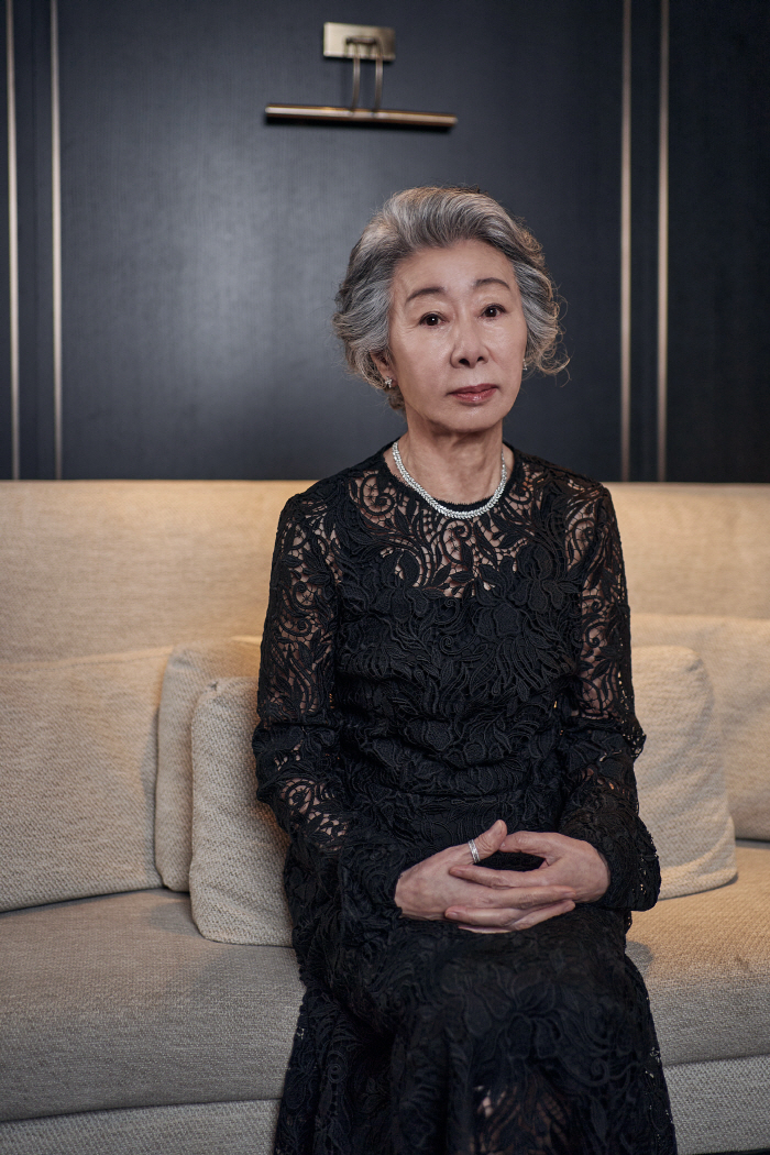 [SC인터뷰] "오스카 수상 후 주연 제의? 씁쓸해"…윤여정, '도그데이…