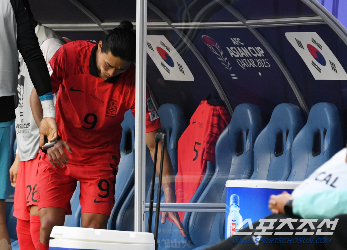 "스트라이커는 골로 말해야" 월드컵 영웅→논란의 '원샷', 기분좋은 반전…