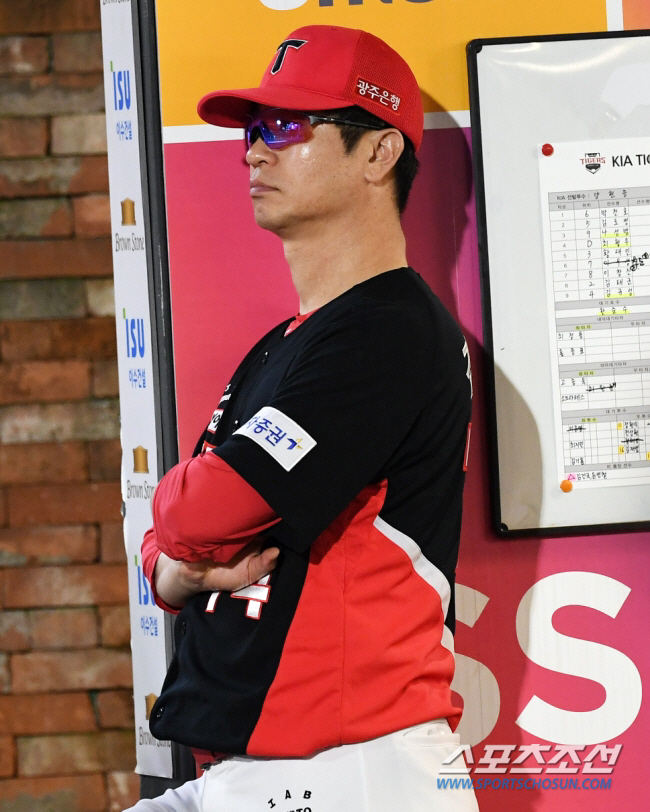 [SC긴급분석]'독립리그와 무관' 캠프 출발 하루 전 김종국 직무정지 충…