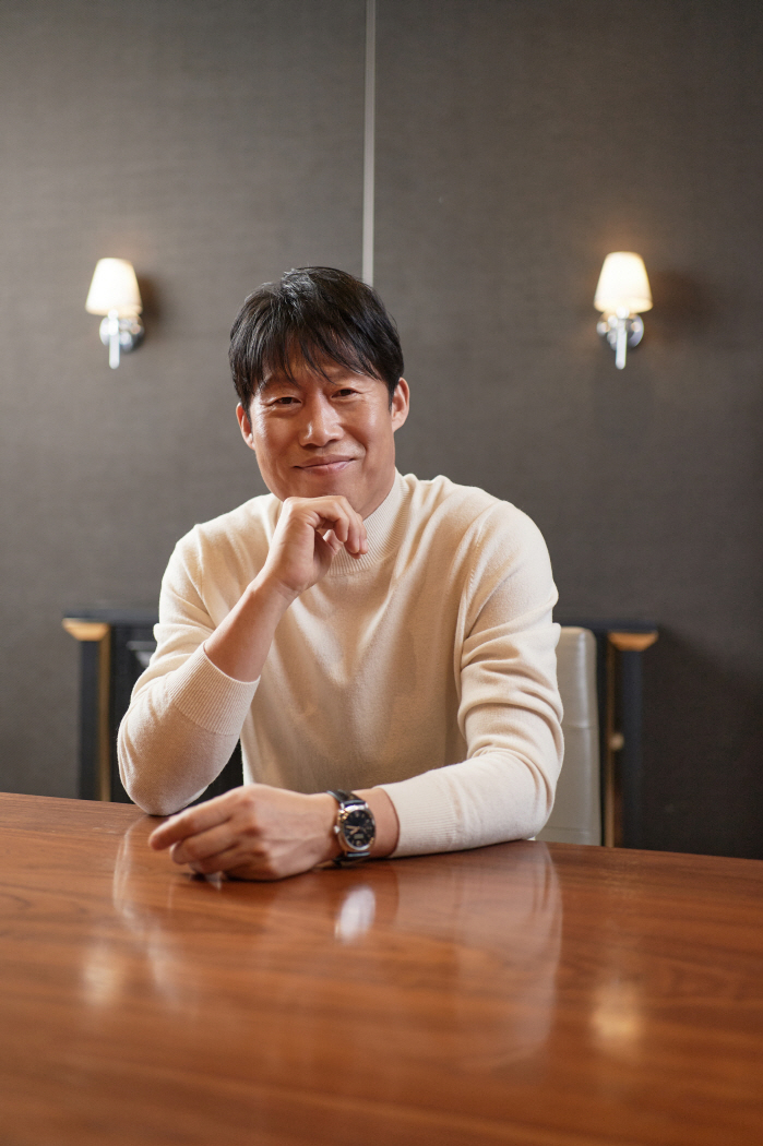 [인터뷰②] 유해진 "'달짝' 이어 '도그'까지 느지막이 멜로..젊을 때…