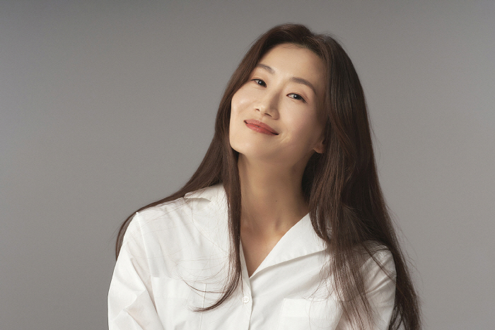 [공식] 배우 김영아, 美드 '더 리쿠르트2' 합류 확정..국정원 요원 …