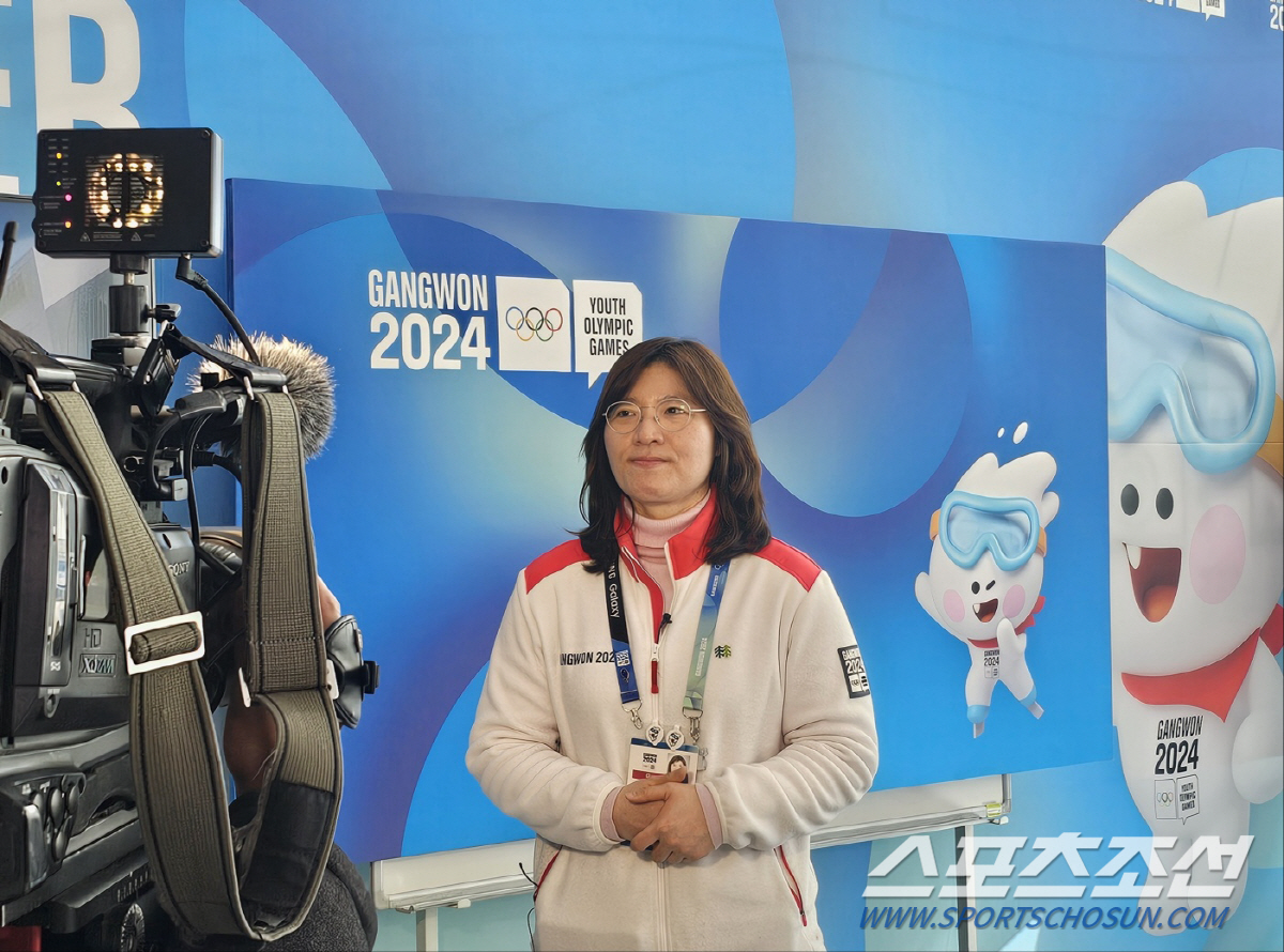 "강원2024,K-자봉 여러분 있기에" 장미란 차관,열정의 현장행보