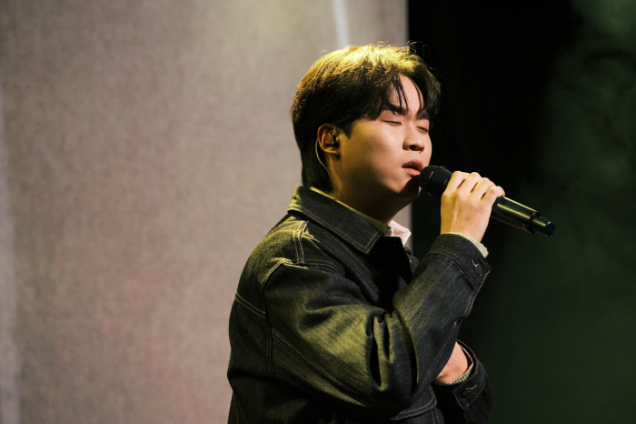 김동현, 팬미팅 '시작'으로 2024년 힘찬 첫걸음…윌비엔터 동행→올해 …