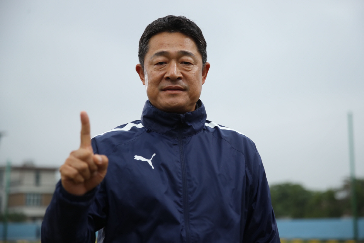 [하노이인터뷰]이민성 대전 감독 "목표는 ACL, 자신? 무조건 해야죠"