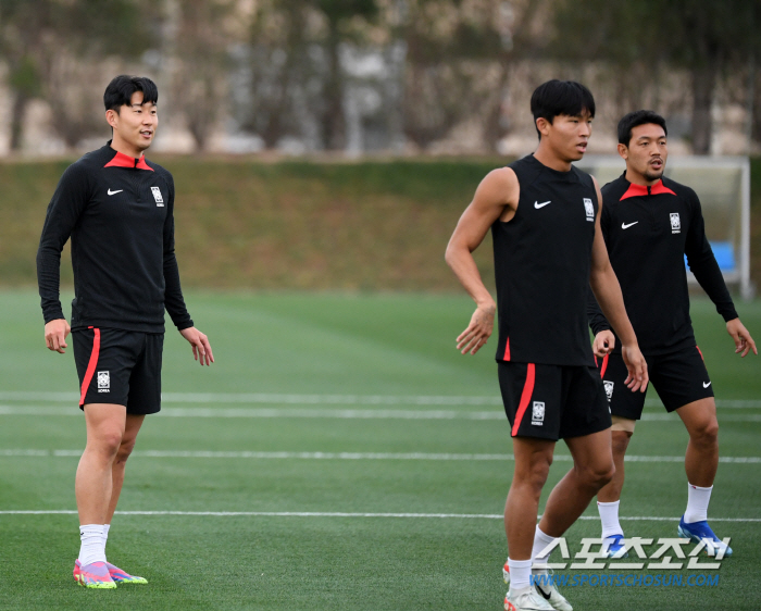 "클린스만, 그 멤버로 130위랑 비겼다고?" 영국 언론도 절레절레.. …
