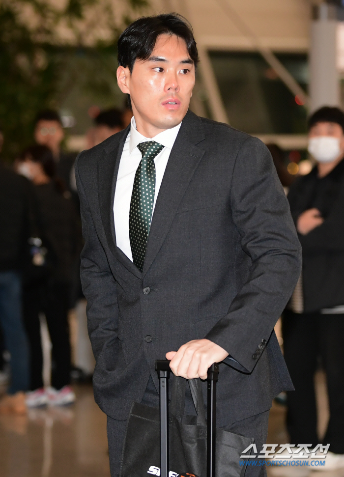 "그 때 반만 해도 무서운데…" 입 벌리며 봤던 괴물 MVP, '투수 최…