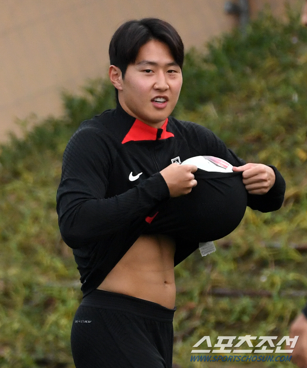 강인→흥민 바통터치! 토너먼트부턴 '공간털이 전문가' SON의 무대 펼쳐…