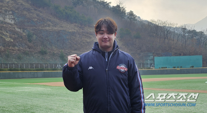 '레전드 아들' 꼬리표 뗄까? 김태형 감독이 '콕' 찍은 20세 투수. …