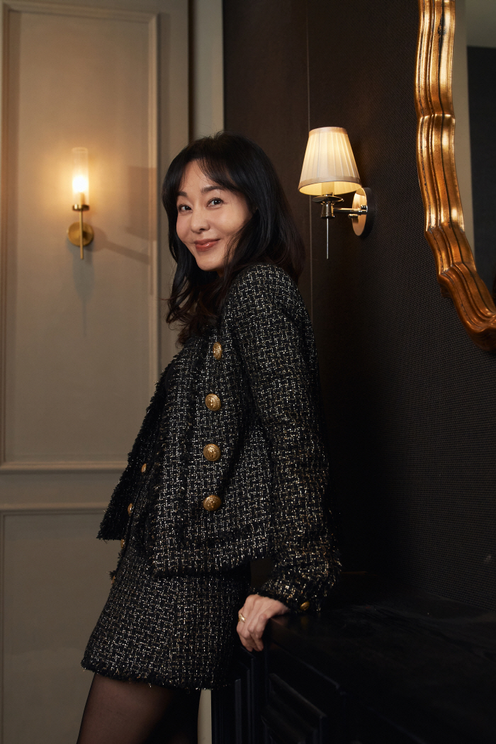 [인터뷰②] '도그데이즈' 김윤진 "윤제균 감독의 힘 빌렸다…제 꿈에 날…
