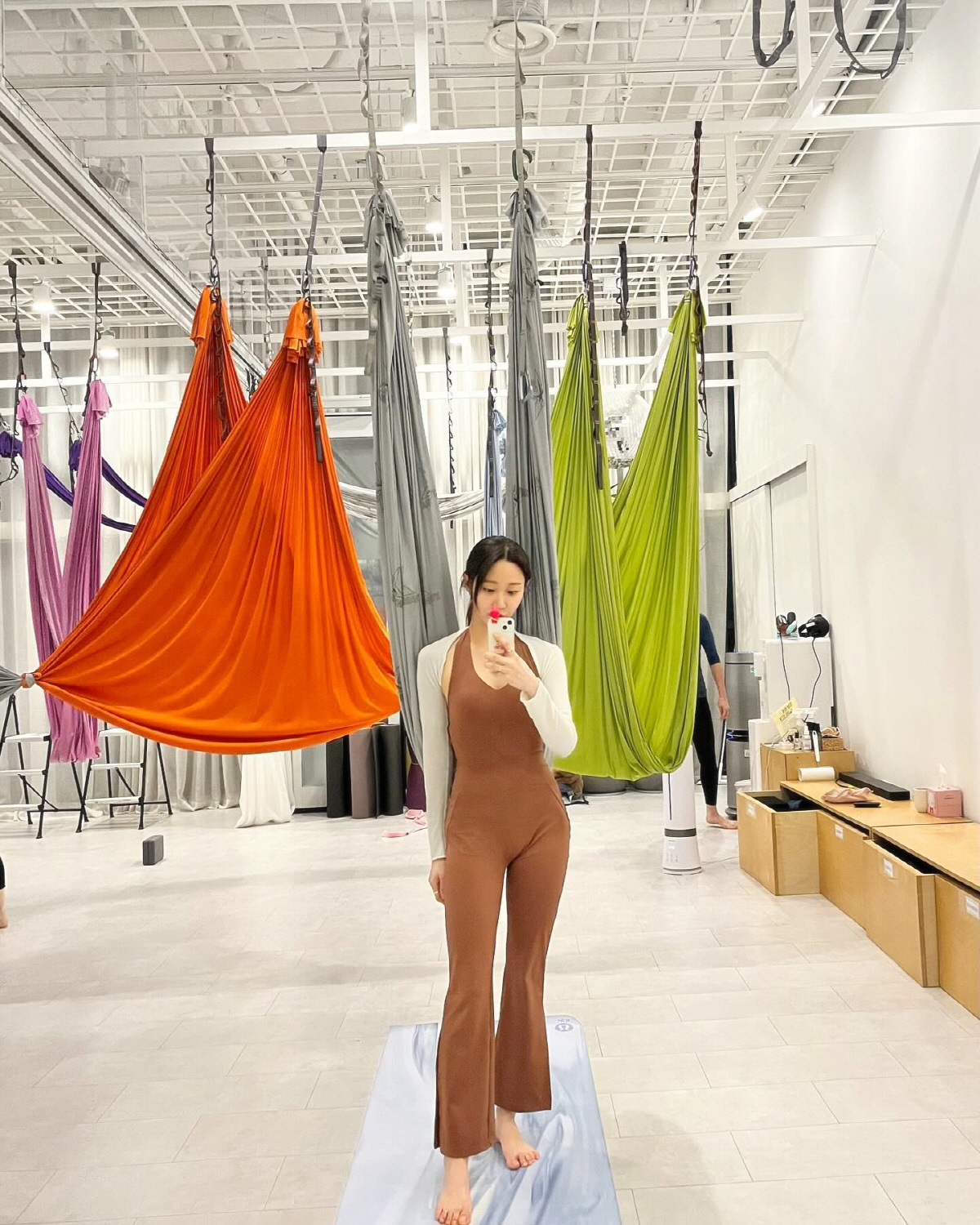 '싱글맘' 한그루, 18kg 감량 효과 제대로...이런 옷도 소화하네