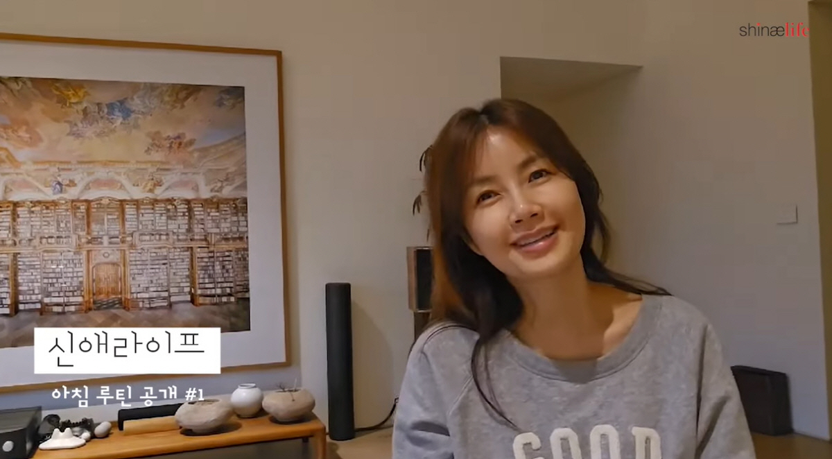 '차인표♥' 신애라, 수면장애 고백 "갱년기 때문에 고생..힘들다" ('…