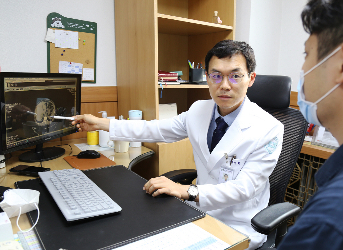 복통·설사 동반 '염증성 장질환', 왜 걸리나?