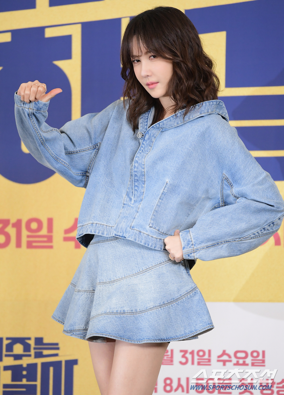 같은 옷 입은 제니와 이지아, 17년 나이 차 초월한 우정과 미모