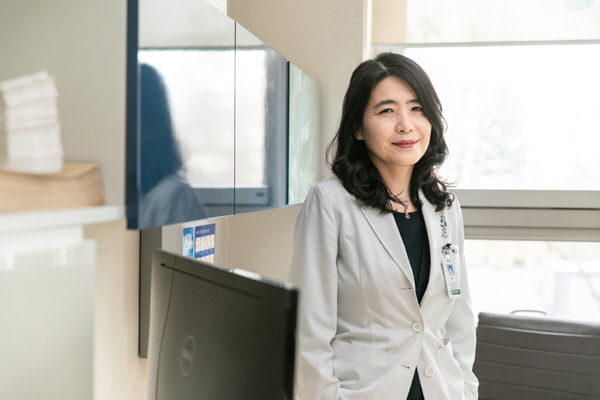 비행기 내 응급환자 목숨 살린 '천사' 정체는…