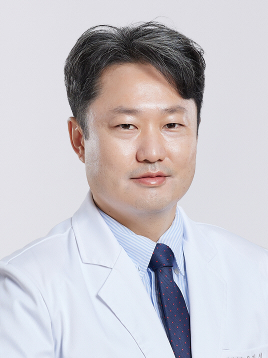 "자궁절제술 후 7년내 골다공증 위험 28% 급증"
