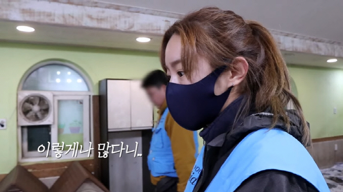 유이 울컥, 첫 유기견 보호센터 방문에 "이렇게나 많다니" ('유이처럼'…