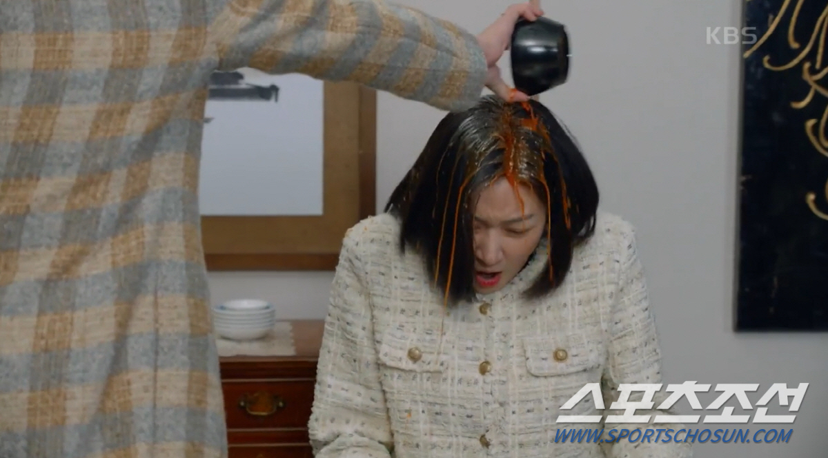 "난 밑바닥까지 갈거야". '1일 1음식 투척' 되어 버린 '피눈물'[S…
